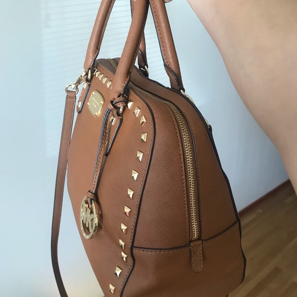 Michael Kors“Sandrine stud” Brown leather satchel - Picture 3 of 4